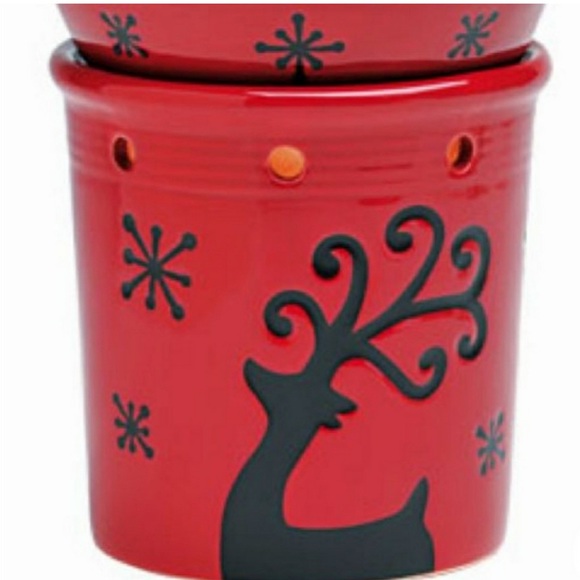 Scentsy Warmer Prancer Full Size Red Wax Warmer With wax melt EUC in box no bulb - Picture 4 of 17